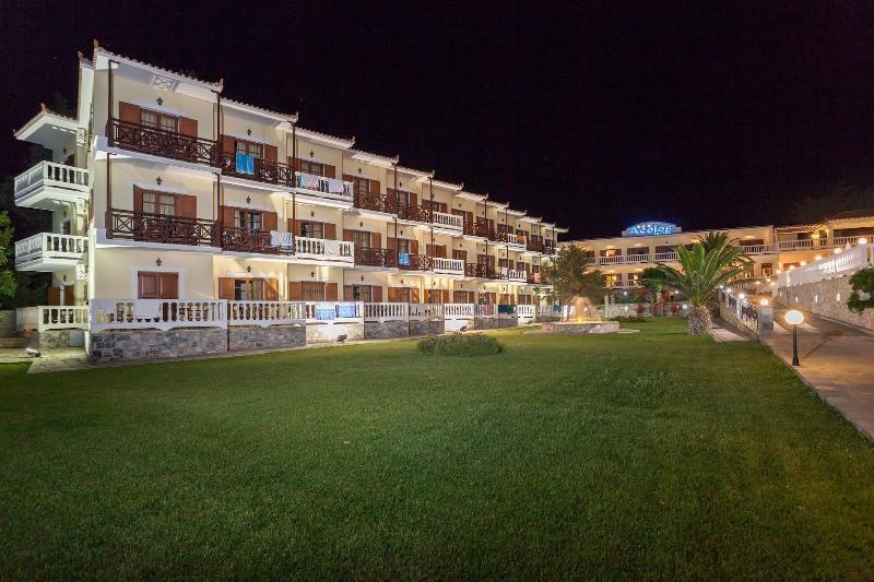 Aeolos Hotel Skopelos Town Exterior photo