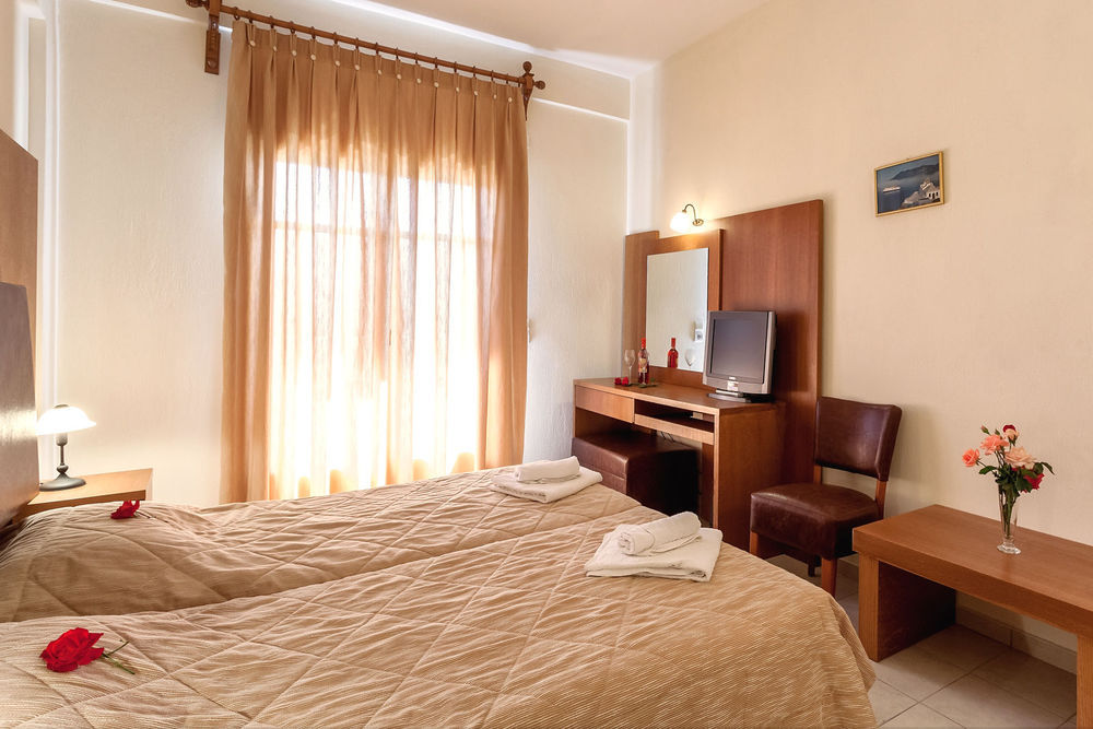 Aeolos Hotel Skopelos Town Room photo